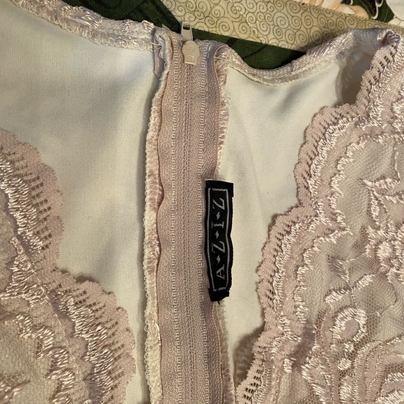 Elegant Cream/Nude Colored Dress By Aziz - Picture 3 of 4